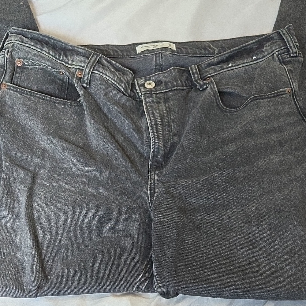 Abercrombie & Fitch Mid Rise Straight Jeans - Washed Grey Black